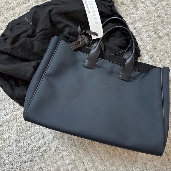 Troubadour x THEORY Featherweight Tote Bag - Picture 2 of 4